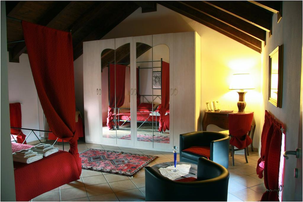 Villa Sassi Ac Алессандрия Номер фото