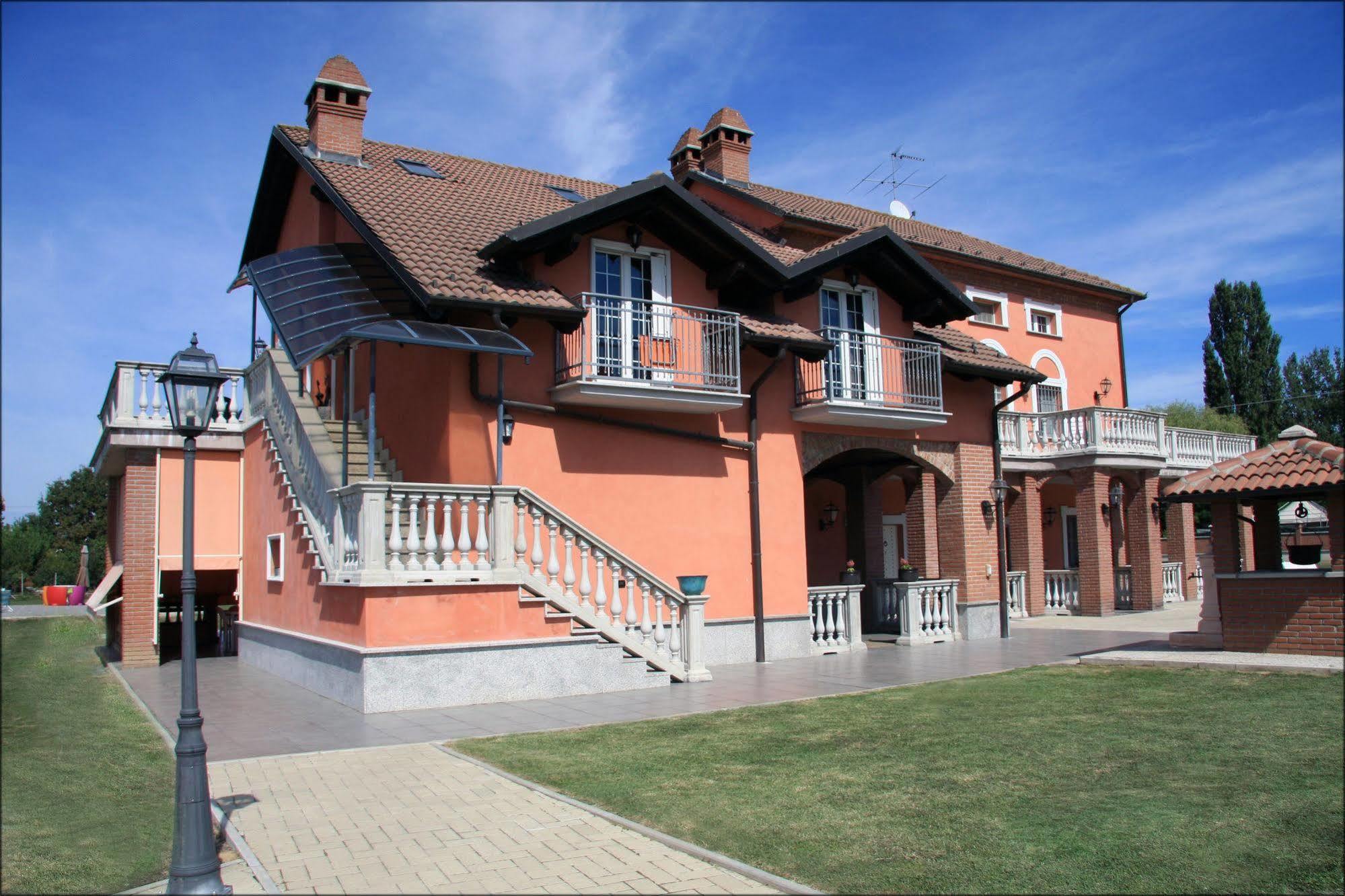 Villa Sassi Ac Алессандрия Экстерьер фото