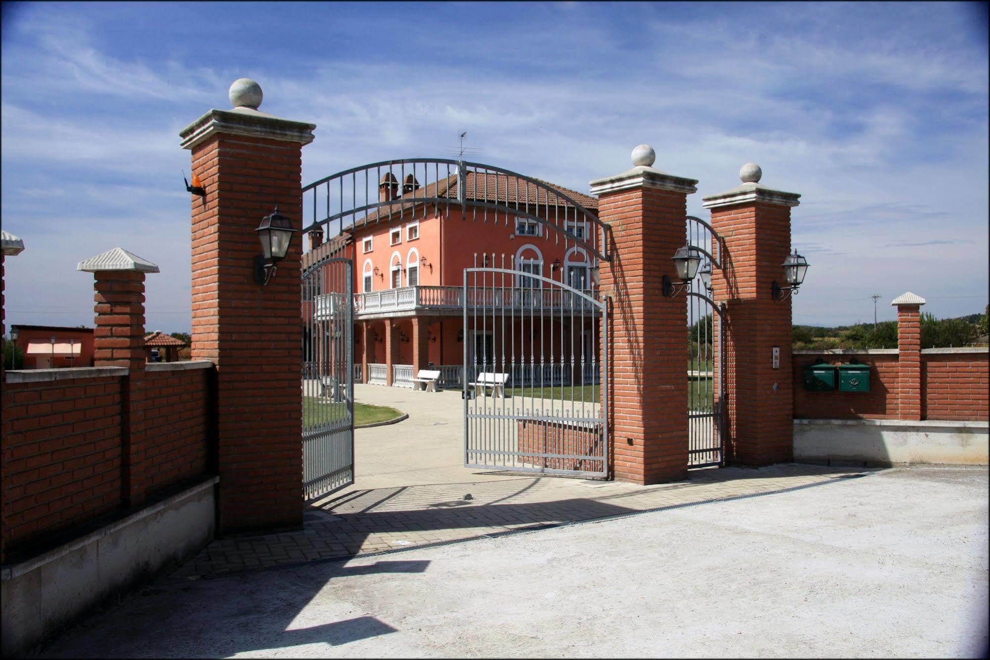 Villa Sassi Ac Алессандрия Экстерьер фото